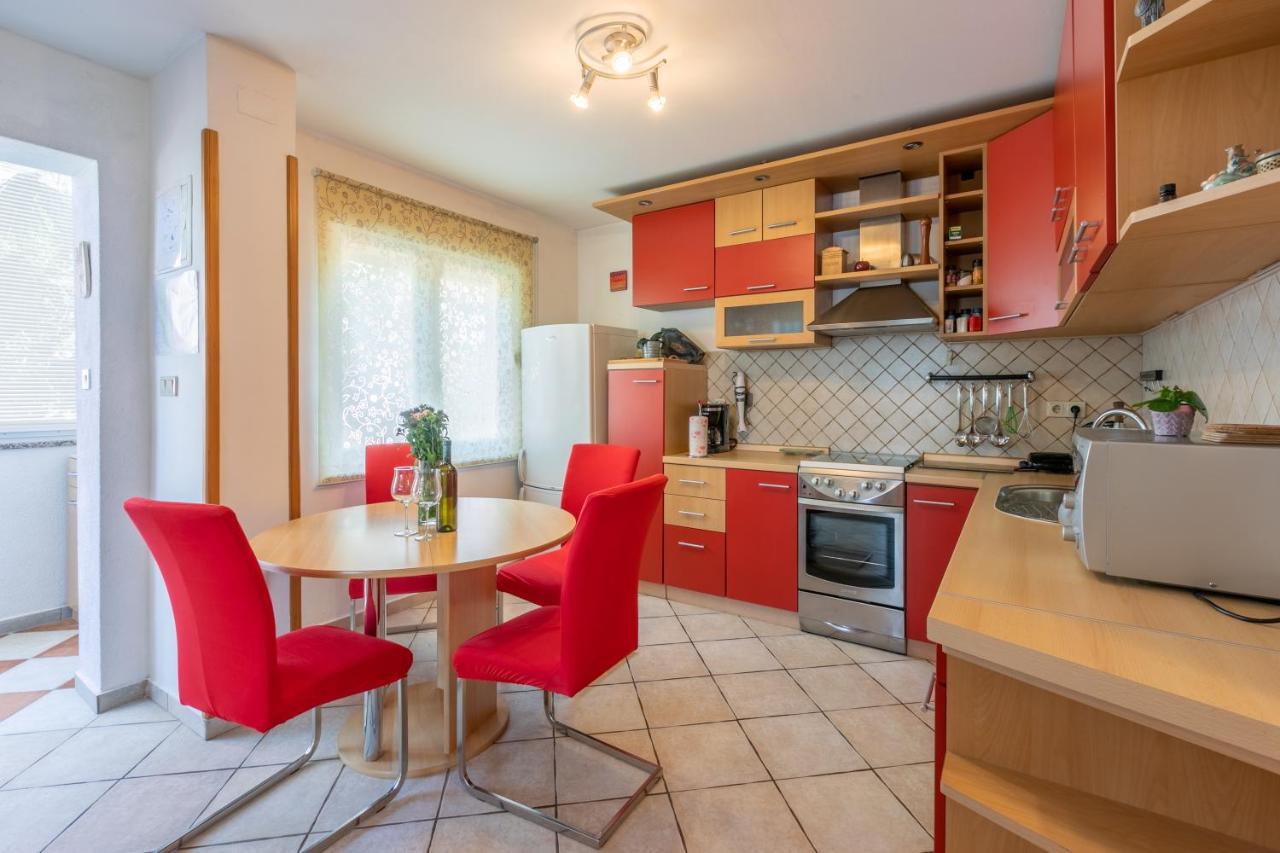 Apartments Kira Crikvenica Extérieur photo