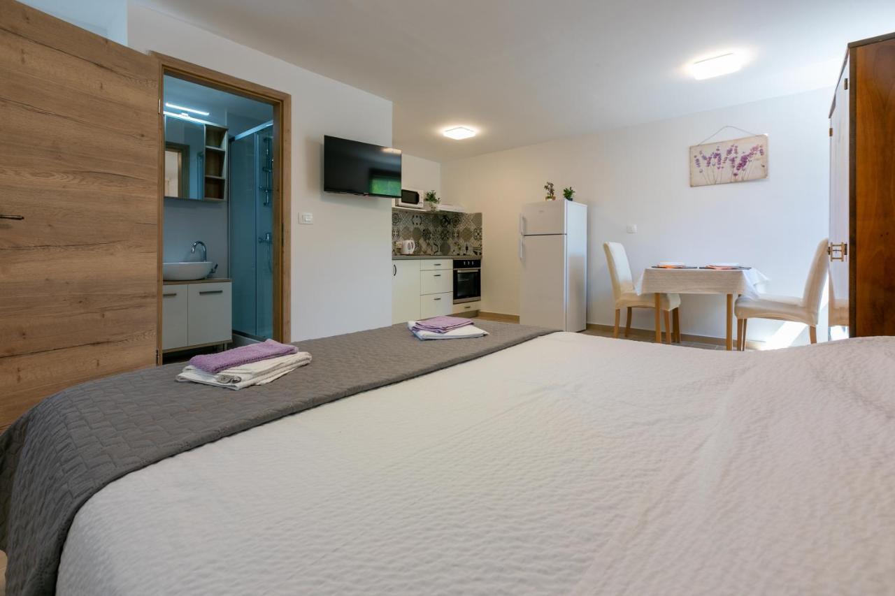 Apartments Kira Crikvenica Extérieur photo