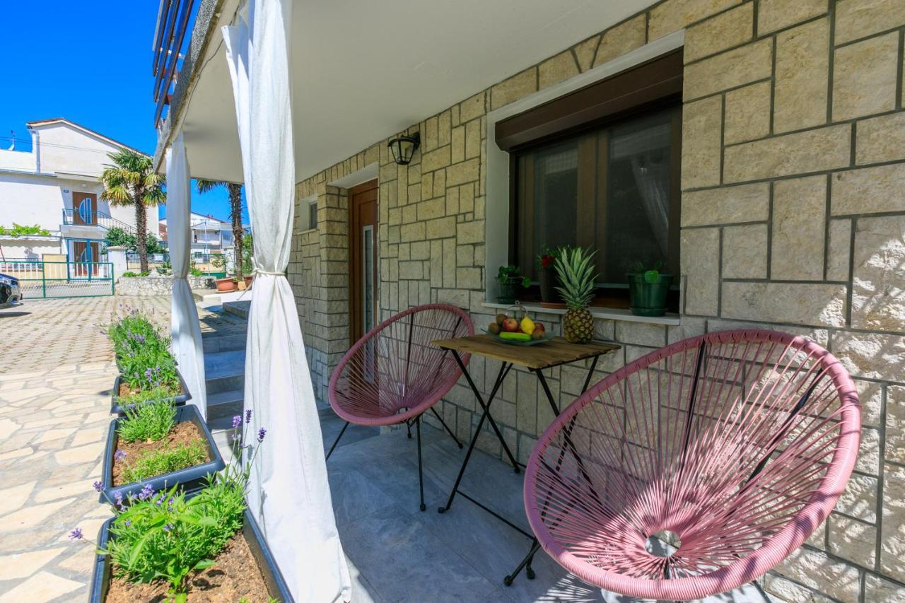 Apartments Kira Crikvenica Extérieur photo