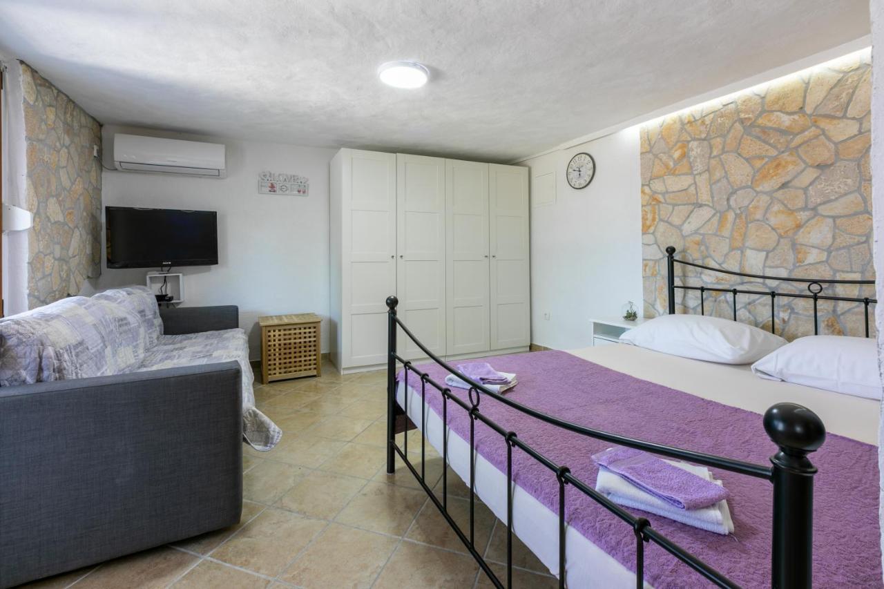 Apartments Kira Crikvenica Extérieur photo